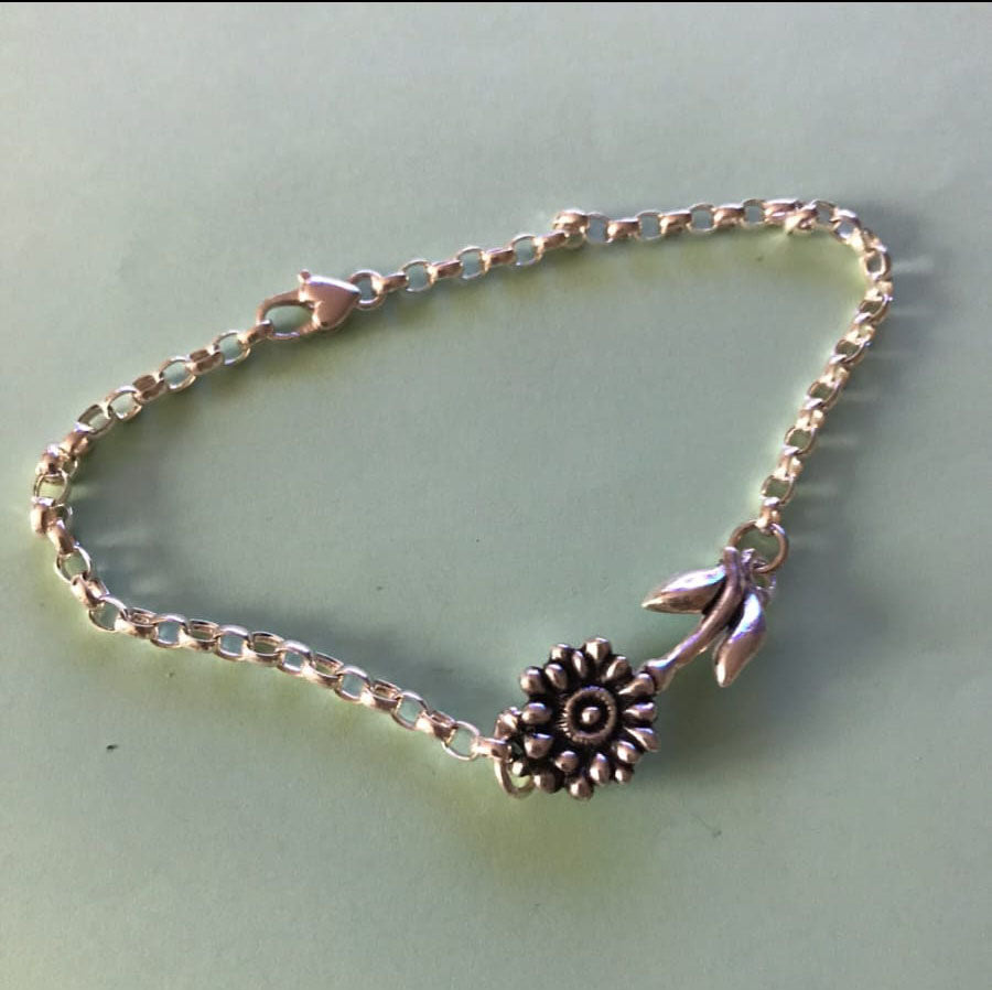 Daisy Flower with Stem